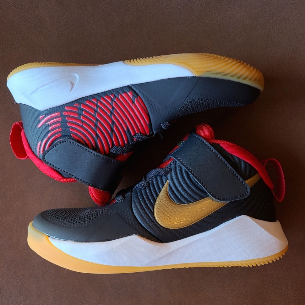 Nike Team Hustle Basketball Shoes, Blue/Red/Gold, Size 12c